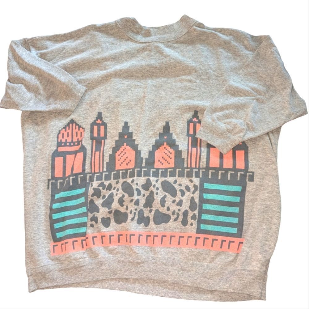 Forelli women's 90s vintage gray cotton city skyline sweatshirt